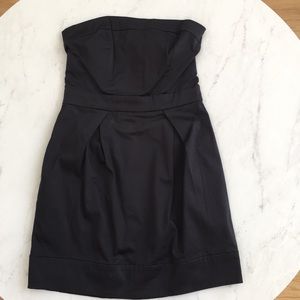 Strapless dress in dark grey
